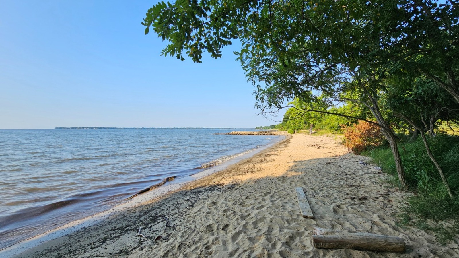 An Hour From Washington, DC Is Maryland's Nature Park With A Swimming Beach And Scenic Trails