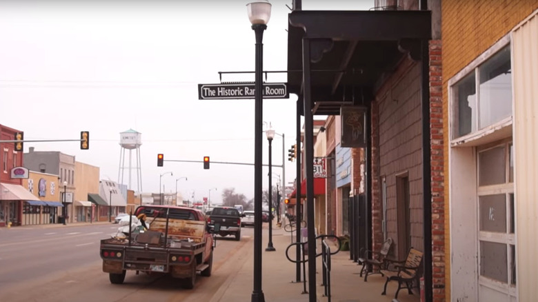 Shop front and street lamp in  Hennessey, Oklahoma