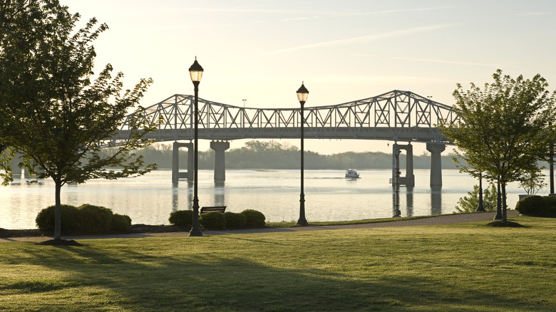 Steamboat Bill Memorial Bridge in Decatur, AL