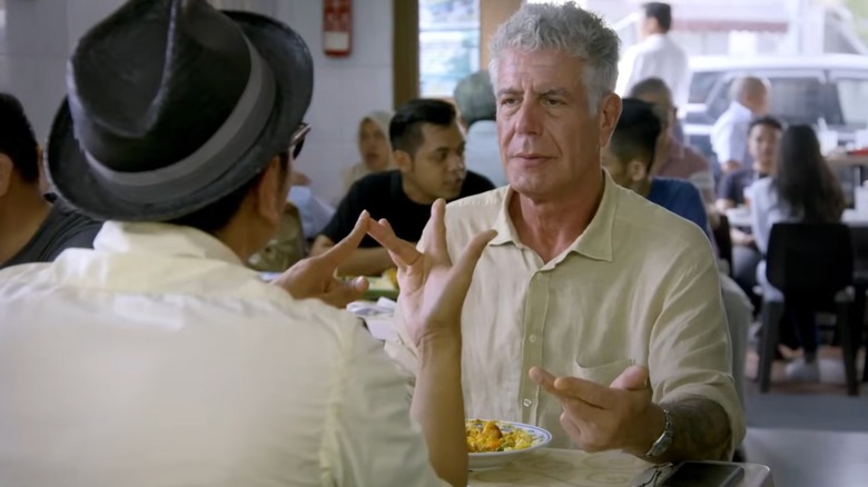 Anthony Bourdain eating in Singapore