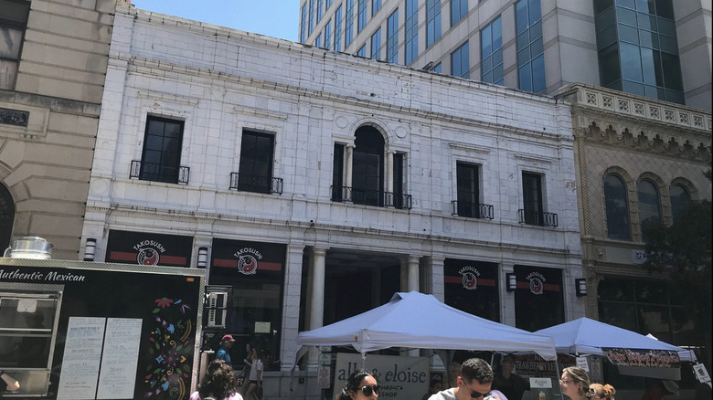 Exterior of Colubmia Arcade on sunny day