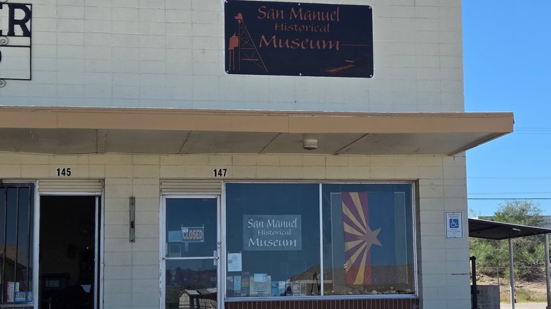 Facade of the San Manuel Historical Museum