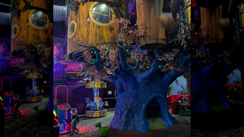 One of the tree play structures in Makutu's Island