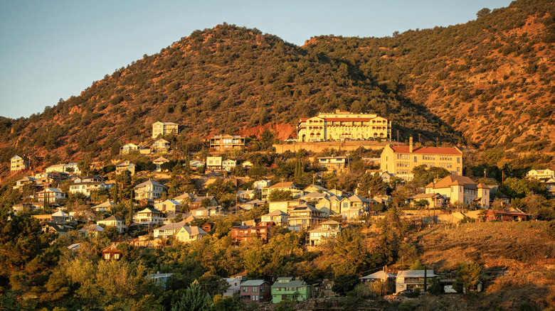 Distant view of the hillside buildings and homes in Jerome, Arizona