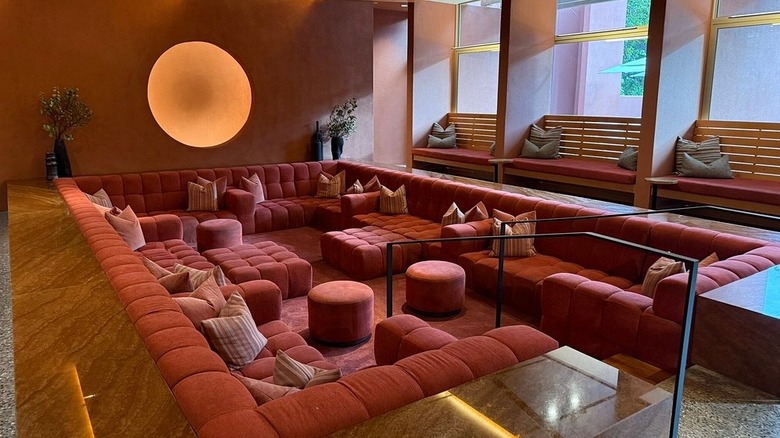 A sunken lounging area at Mii Amo in Sedona, Arizona