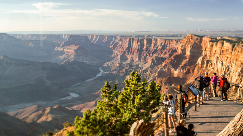 Lookout at Grand Canyon Village