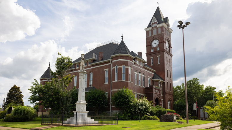 Arkadelphia Arts Center court house
