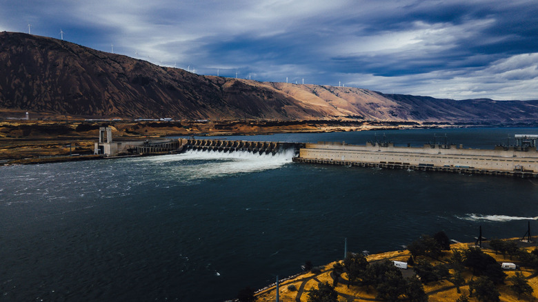 An aerial shot of the John Day Dam and Lake Umatilla on the Columbia River