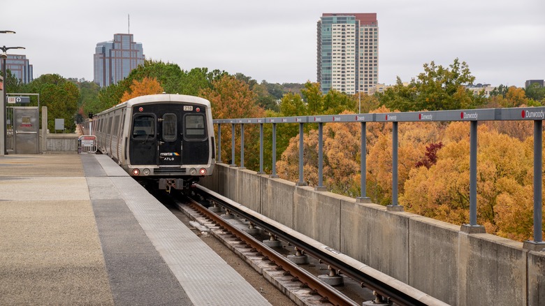 Marta trains and track at Dunwoody stop in Georgia