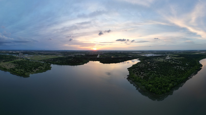 Walter E. Long Lake and park in Austin