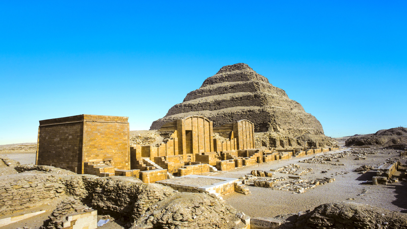 Avoid Giza's Crowds For A More Authentic Experience At These Even Older  Egyptian Pyramids