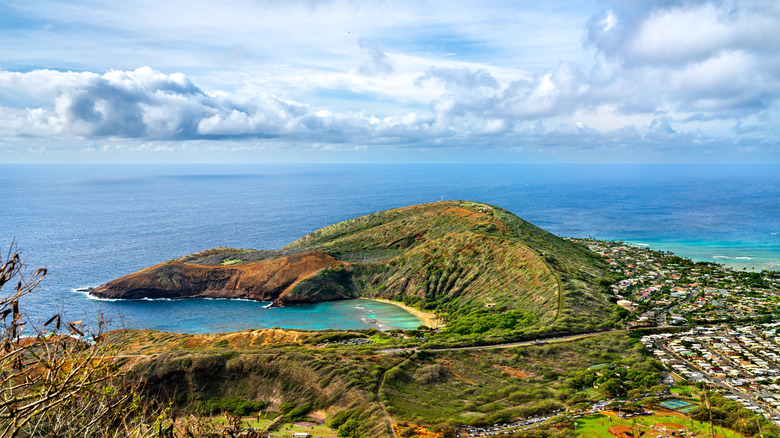 Views over Hanauma Bay State Park