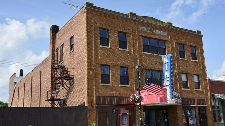 Exterior of the King Theater in Belle Plaine, Iowa