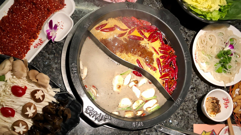 A má là from Sichuan, China.