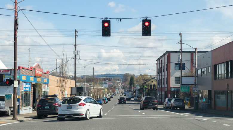 Red light on Hawthorne Boulevard in Portland
