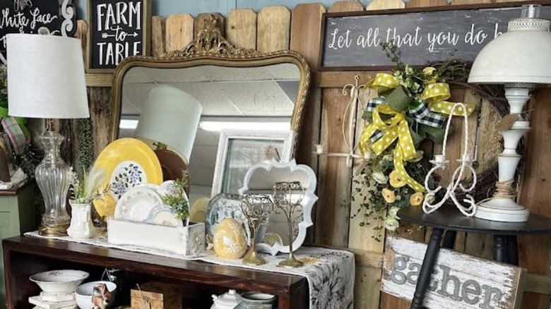 A shopping display inside Cornerstone Gifts & Thrifts in Sandersville, Georgia