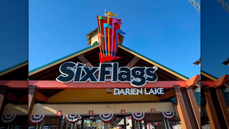 A facade at Six Flags Darien Lake