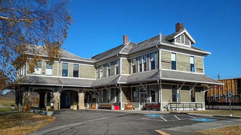 L&N Depot Museum, the former railroad depot located in Etowah, Tennessee