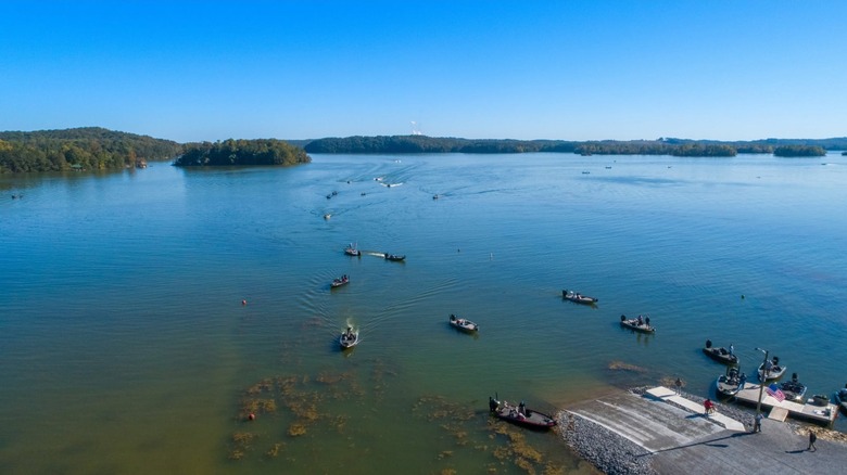 View of the lake in Spring City, Tennessee