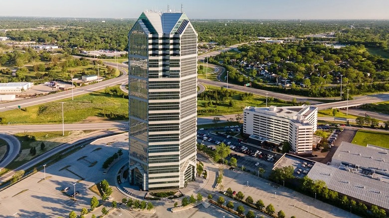 Oakbrook Terrace Tower in Chicago, Illinois