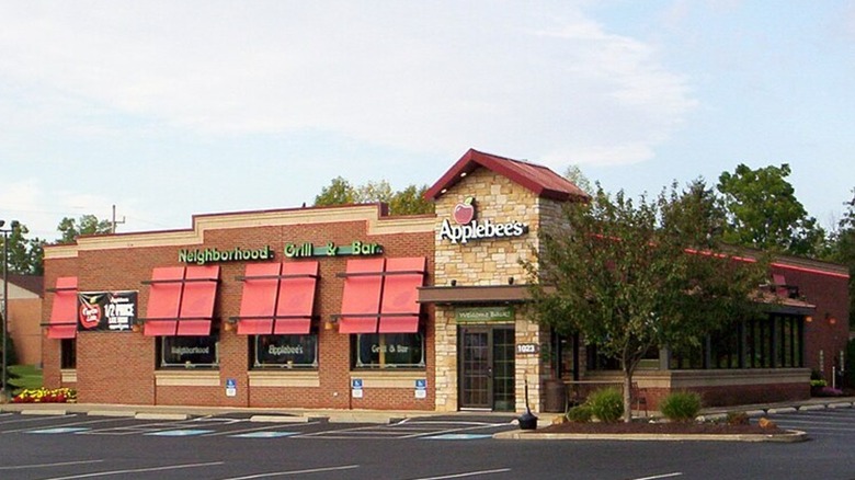 An Applebees restaurant in Ontario, Ohio