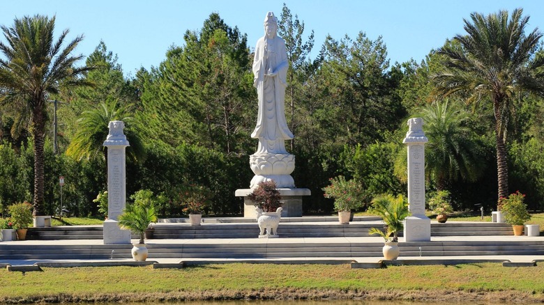 White Sands Buddhist Center in Mim, Florida