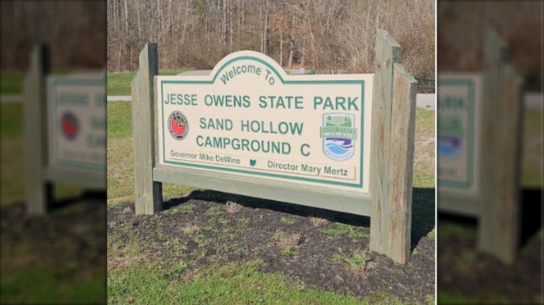 The sign for Sand Hollow Campground at Jesse Owens State Park
