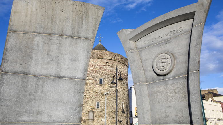 The First World War Memorial in Waterford, Ireland, framing Reginald's Tower
