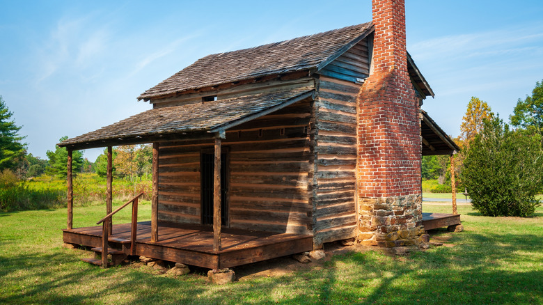 Cabin in Cowpens National Battlefield near Cowpens, South Carolina