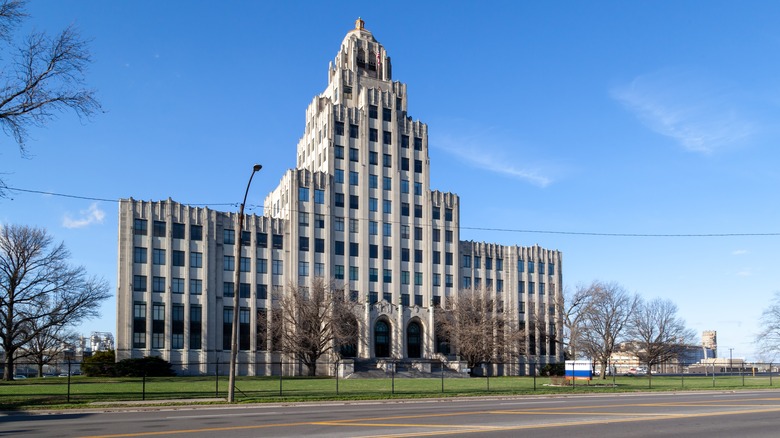architecture in downtown Decatur, Illinois