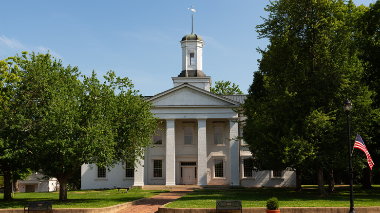 Exterior of historic Vandalia Statehouse