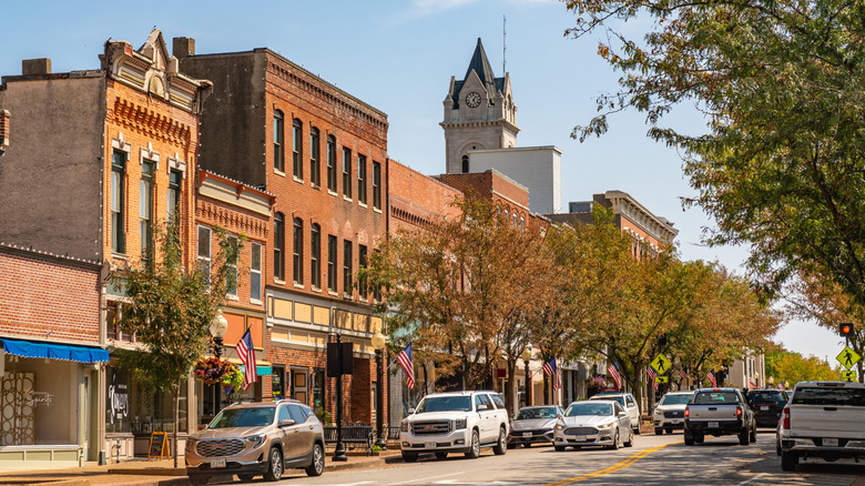 High Street, the main shopping street in Jefferson City, Missouri