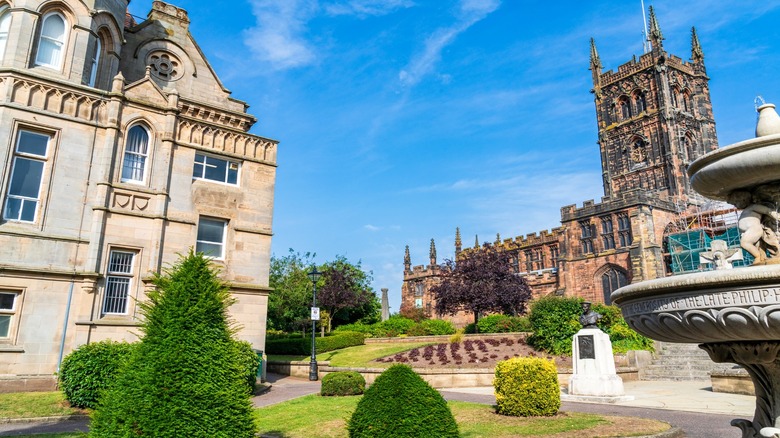St Peter's Church and fountain in Wolverhampton, UK