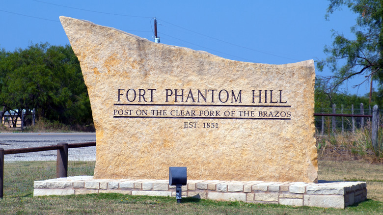The stone slab sign for Fort Phantom Hill historic site near Abilene Texas