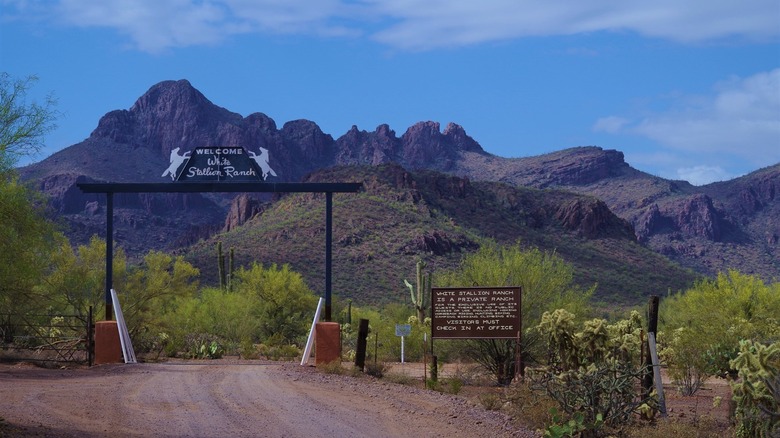 Entrance to White Stallion Ranch