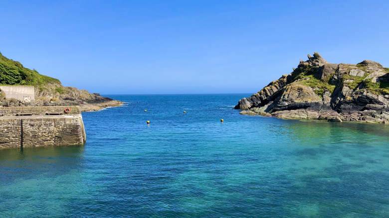 The super-clear waters of Polperro Beach near Looe, Cornwall