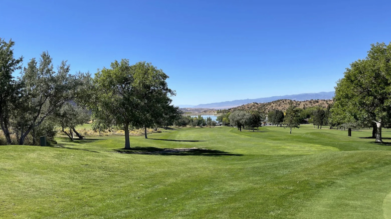 lush green grounds of Palisade Golf Course at Palisade State Park, Utah