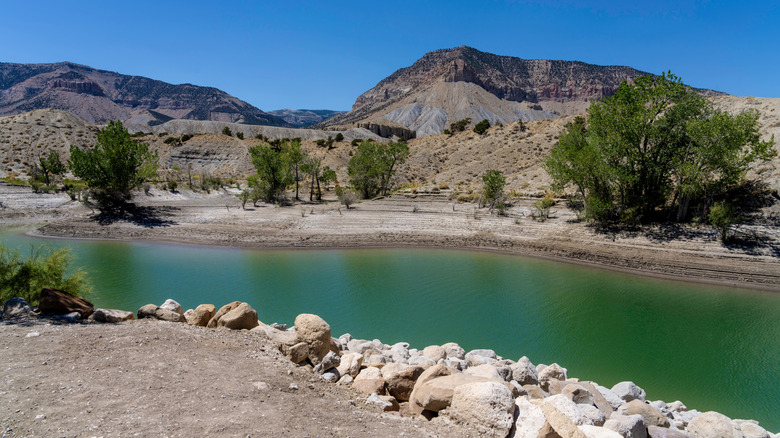 The reservoir and surroundings at Millsite State Park in Utah