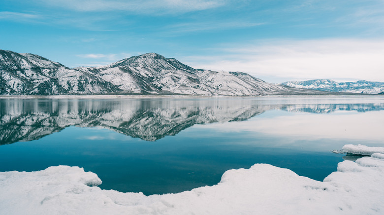 Snow at Piute Reservoir in Piute State Park, Utah