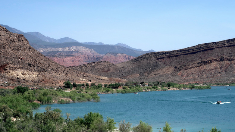 View of the mountains and waters of Otter Creek Reservoir in Utah