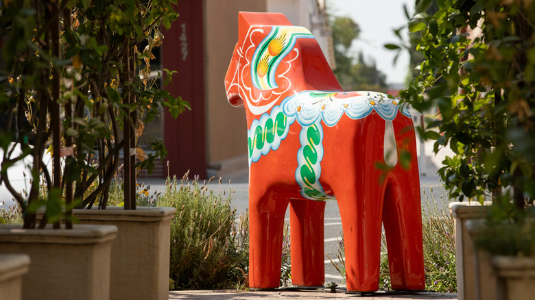 Swedish Dala horse in downtown Kingsburg