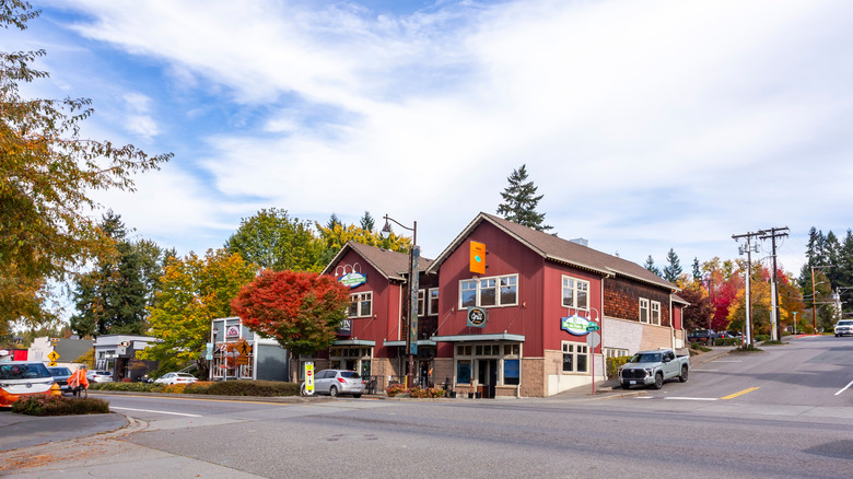 Intersection in the suburb of downtown Duvall, Washington