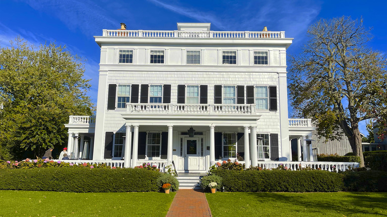 Facade of Topping Rose House in Bridgehampton