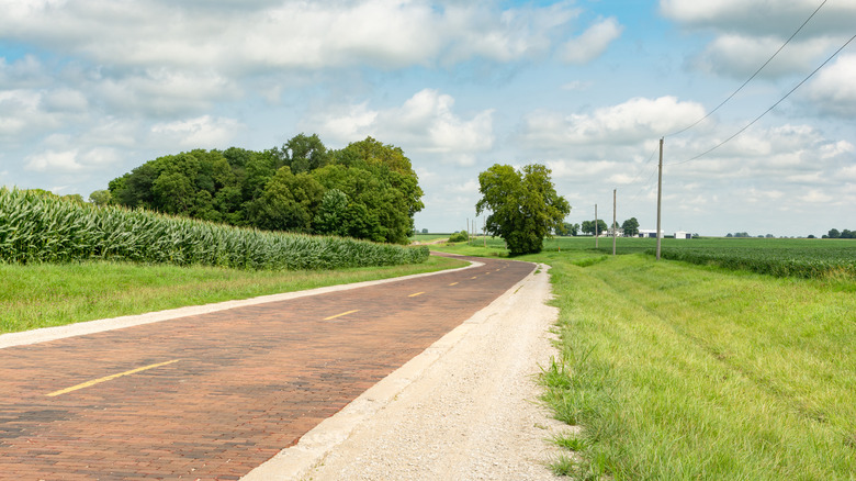 An old stretch of Route 66 in Illinois