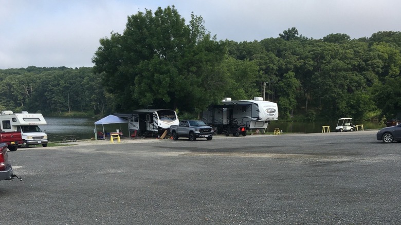 A few RVs parked at Carlinville Lake Campground