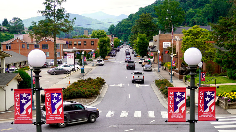 Main Street Sylva North Carolina with cars and lamp posts