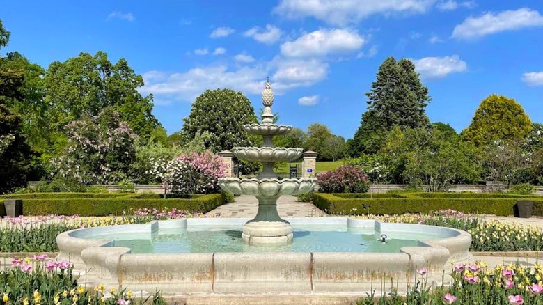 fountain surrounded by trees and flowers, Royal Botanical Gardens, Burlington, Canada