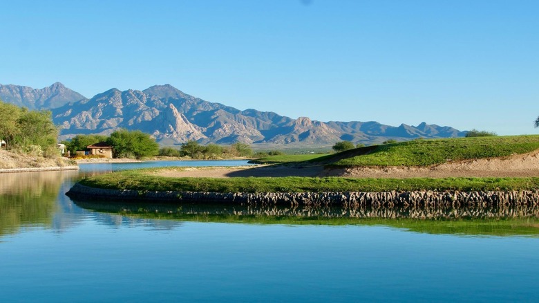 Golf course at Canoa Ranch