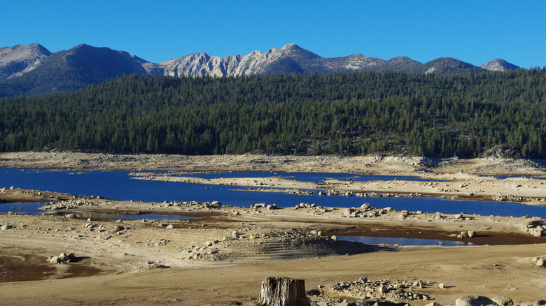Low water level at Lake Edison with the Sierra Nevada in the background