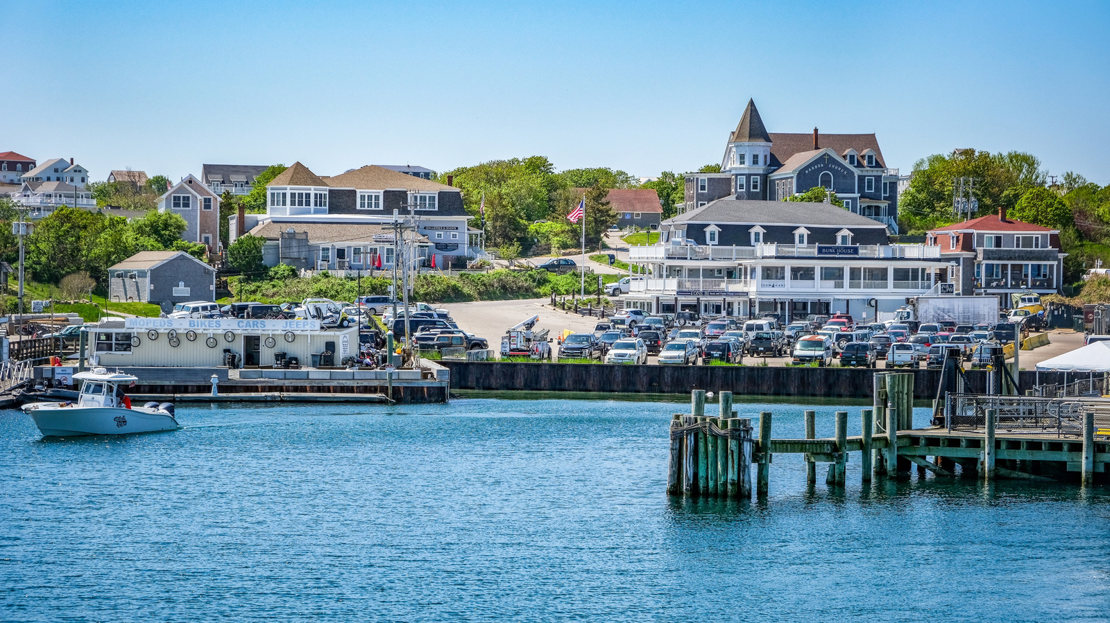 Block Island Is A New England Beach Escape Worth Planning Around The Ferry